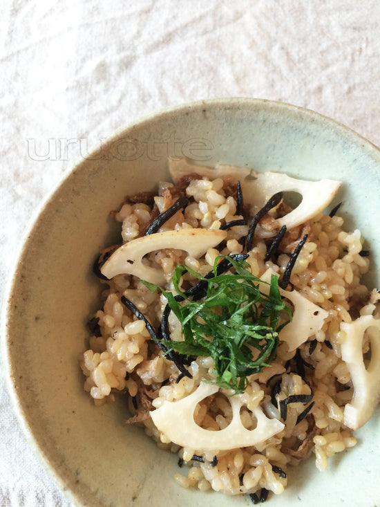【美髪レシピ】海藻のミネラルをれんこんで全身にめぐらせる「玄米ひじきご飯」